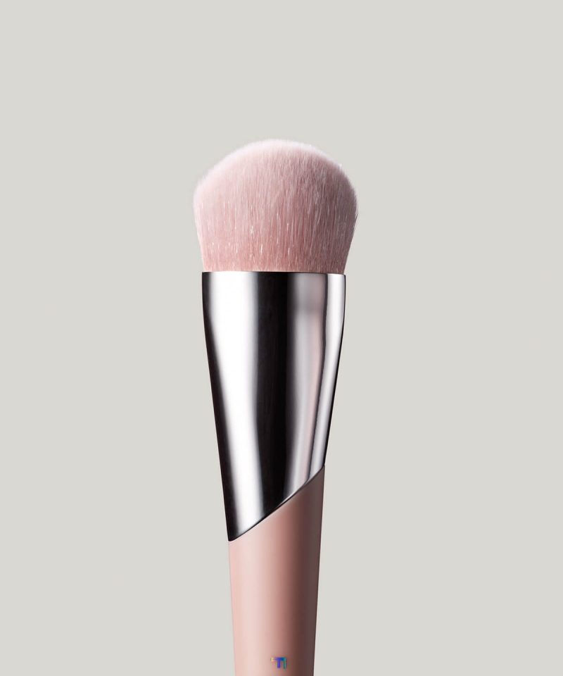 Alternative view of Full-Bodied Foundation Brush 110