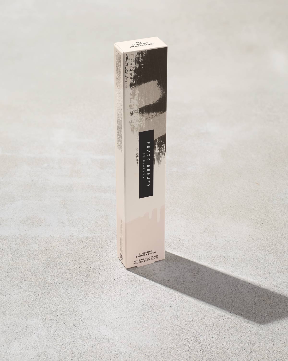 Sculpting Bronzer Brush 195 - Image 5