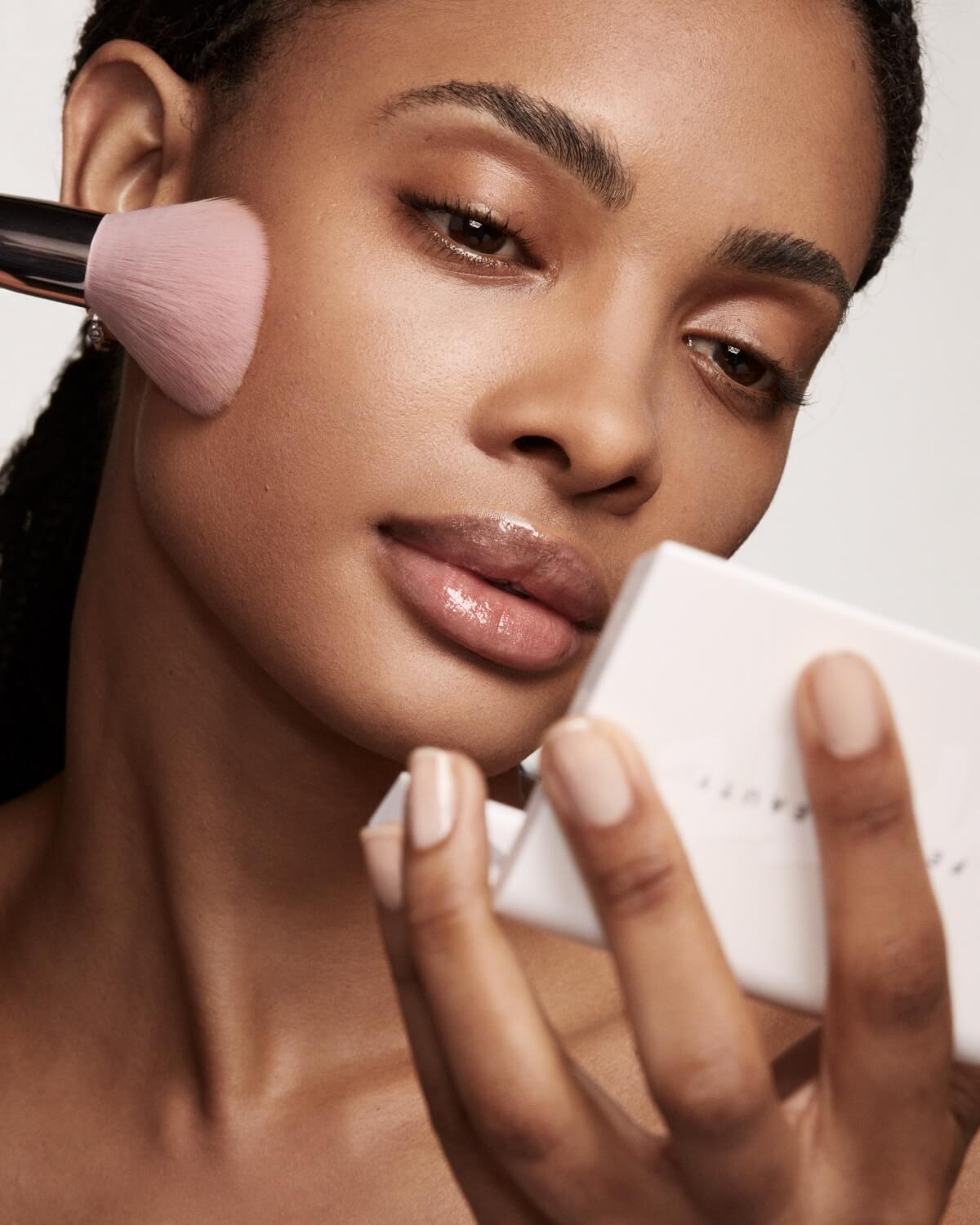 Invisimatte Instant Setting + Blotting Powder Refill - Image 10