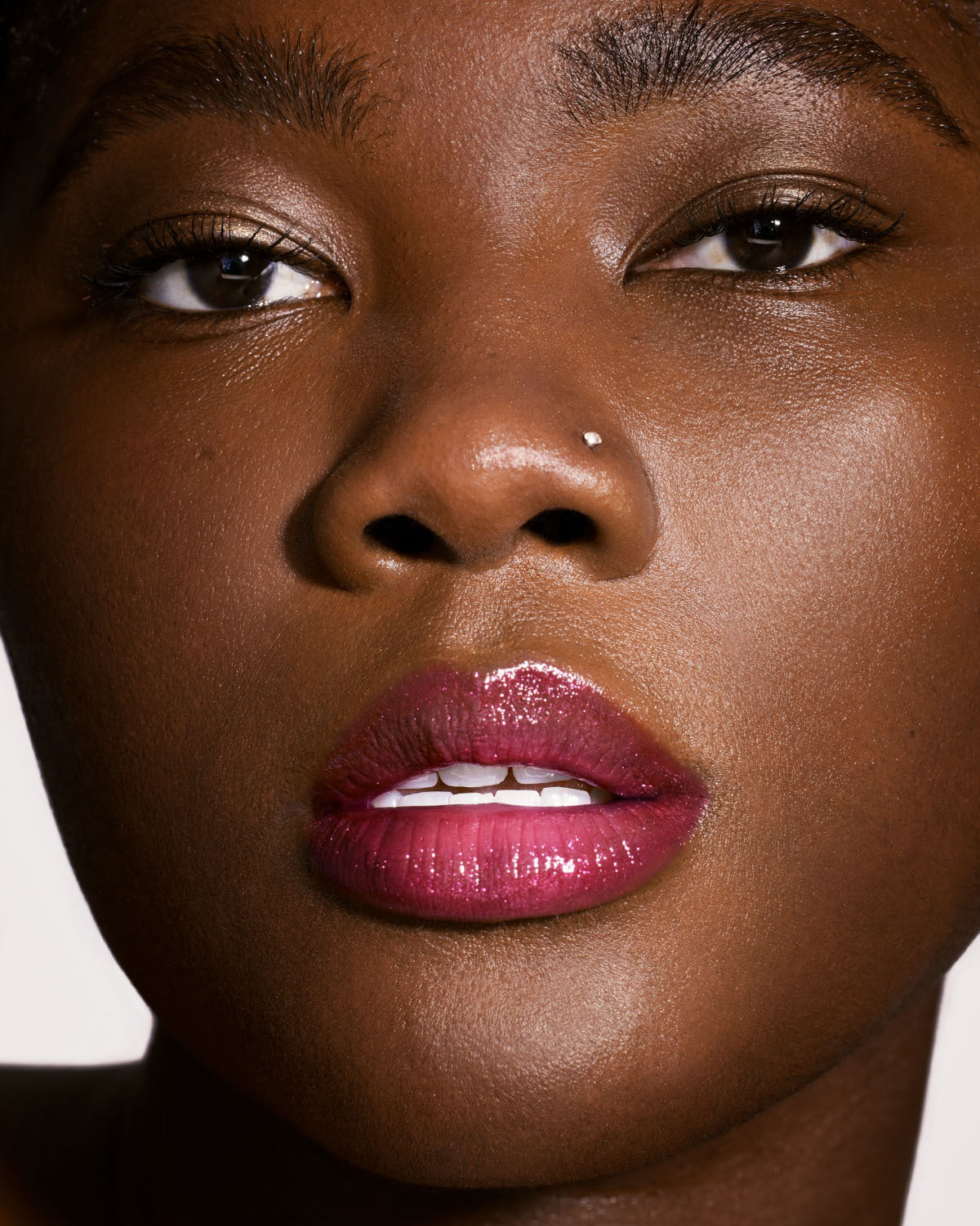 Gloss Bomb Universal Lip Luminizer — Fuchsia Flex - Image 3