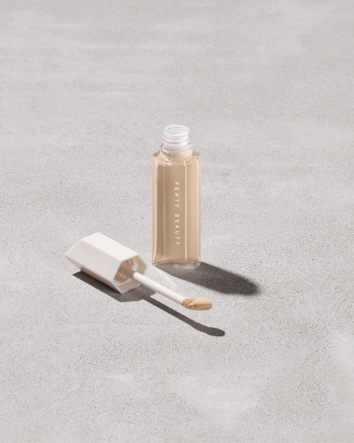 We're Even Hydrating Longwear Concealer — 190W
