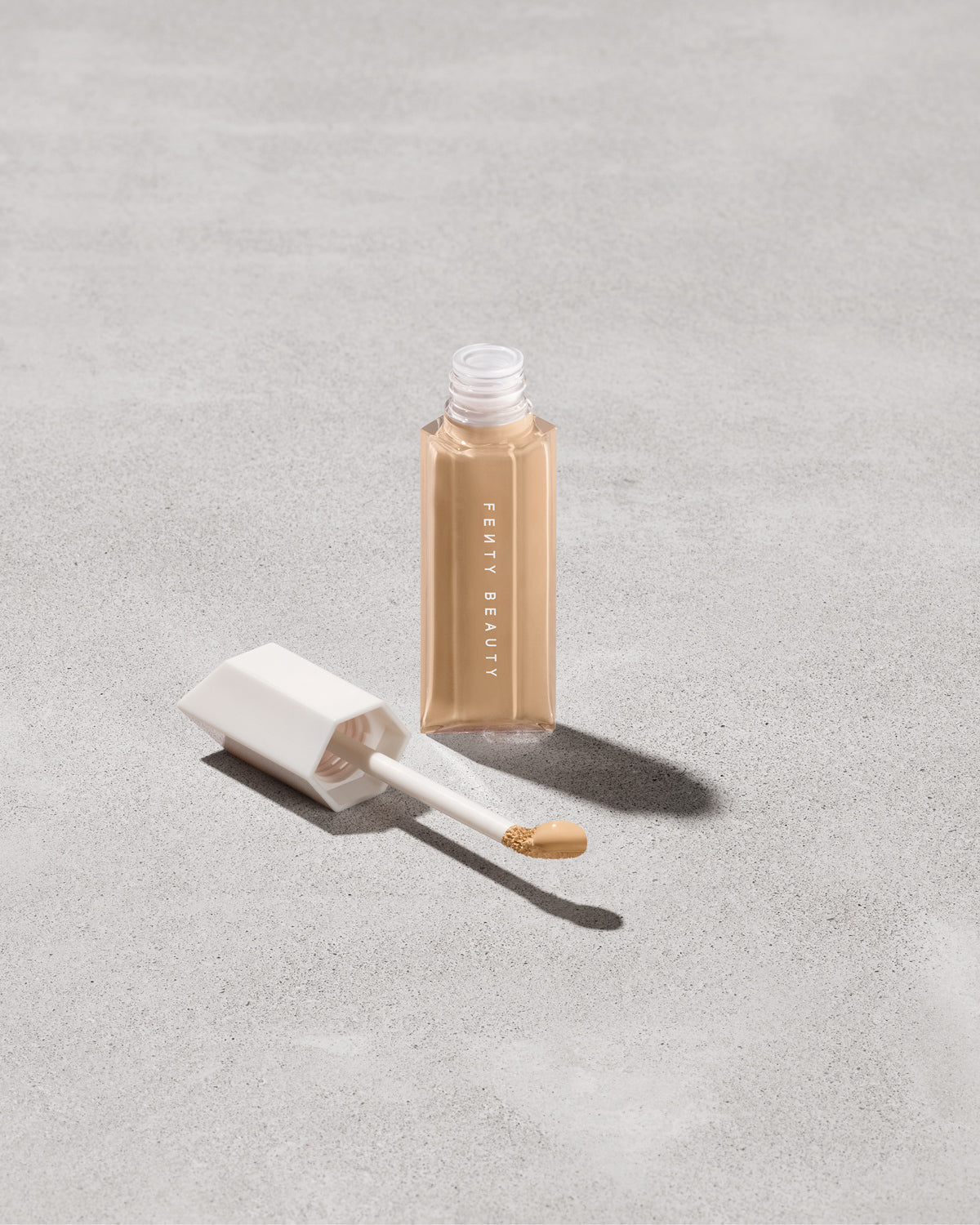 We're Even Hydrating Longwear Concealer — 230W