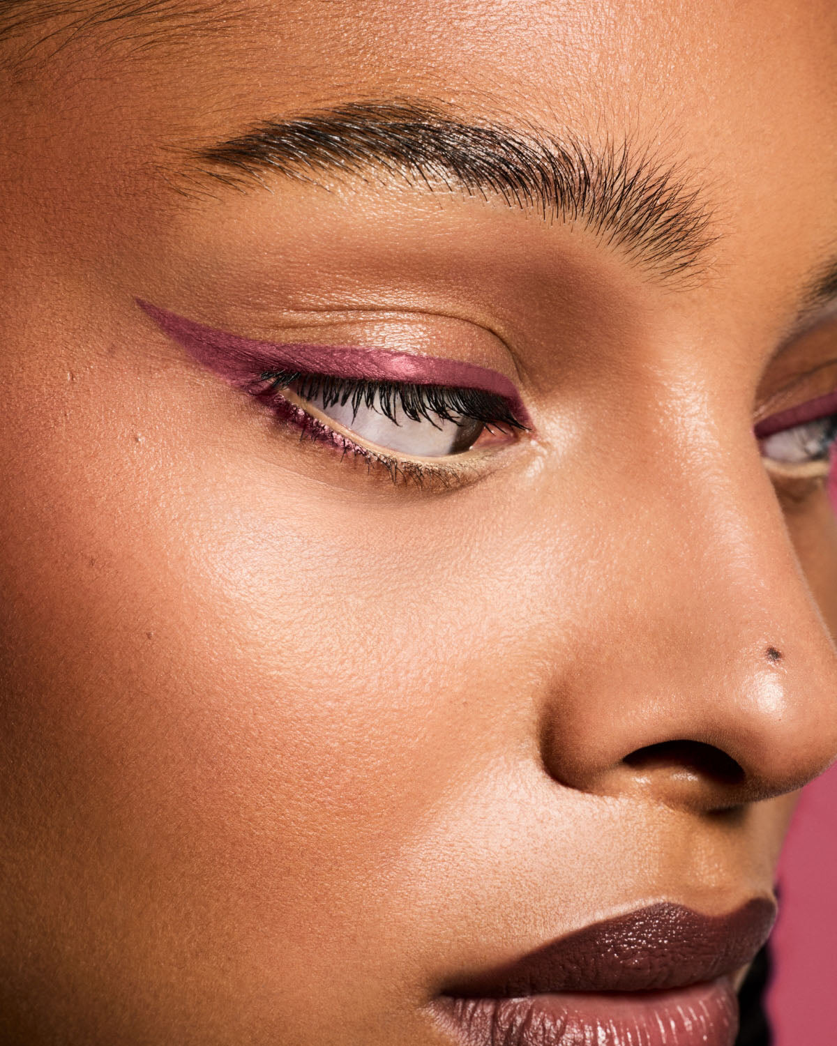 Fine Linez Lash Line-Enhancing Eyeliner — RiRi - Image 2
