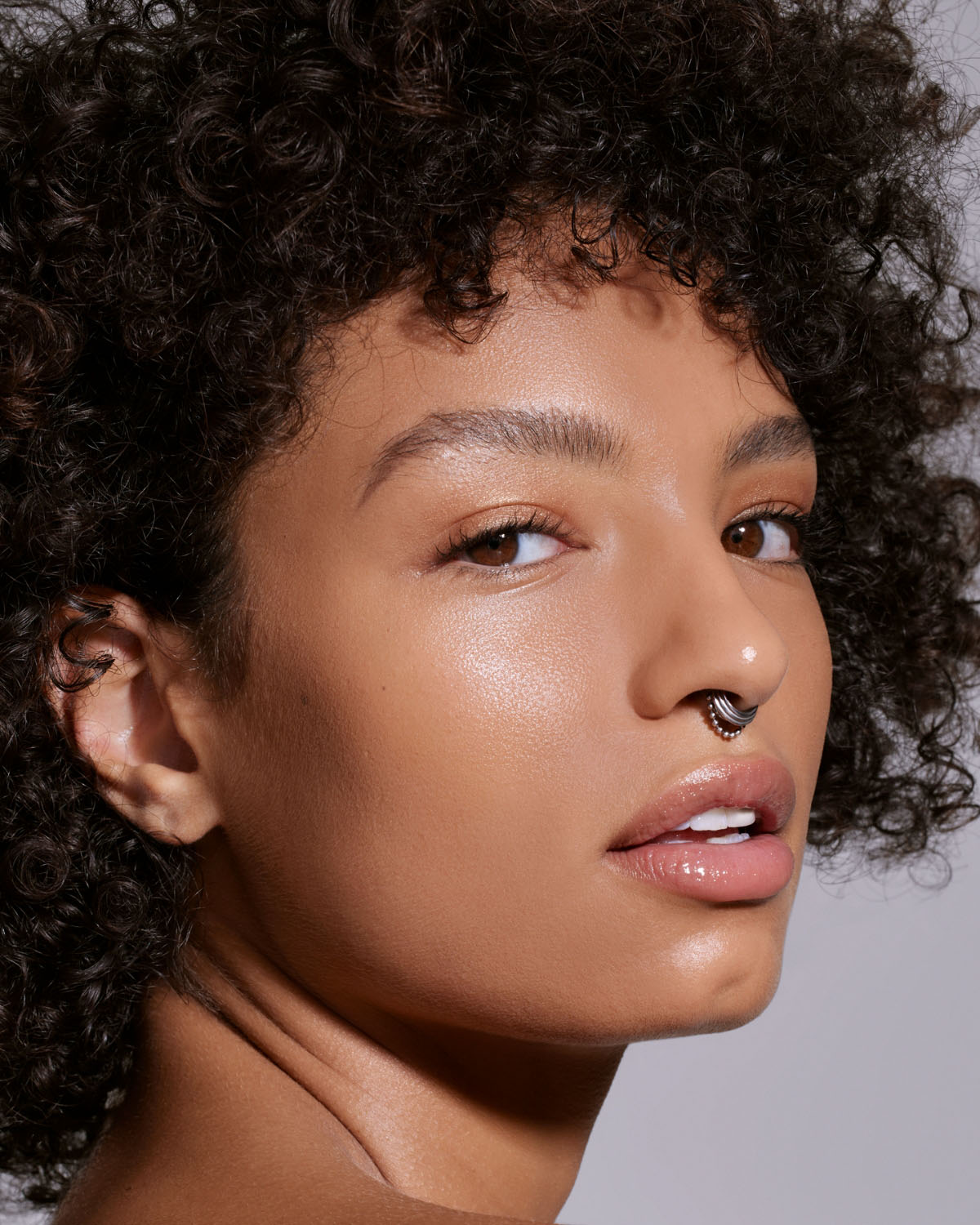 Hydra Vizor Huez Tinted Moisturizer Broad Spectrum Mineral SPF 30 Sunscreen Refill — 5 - Image 2